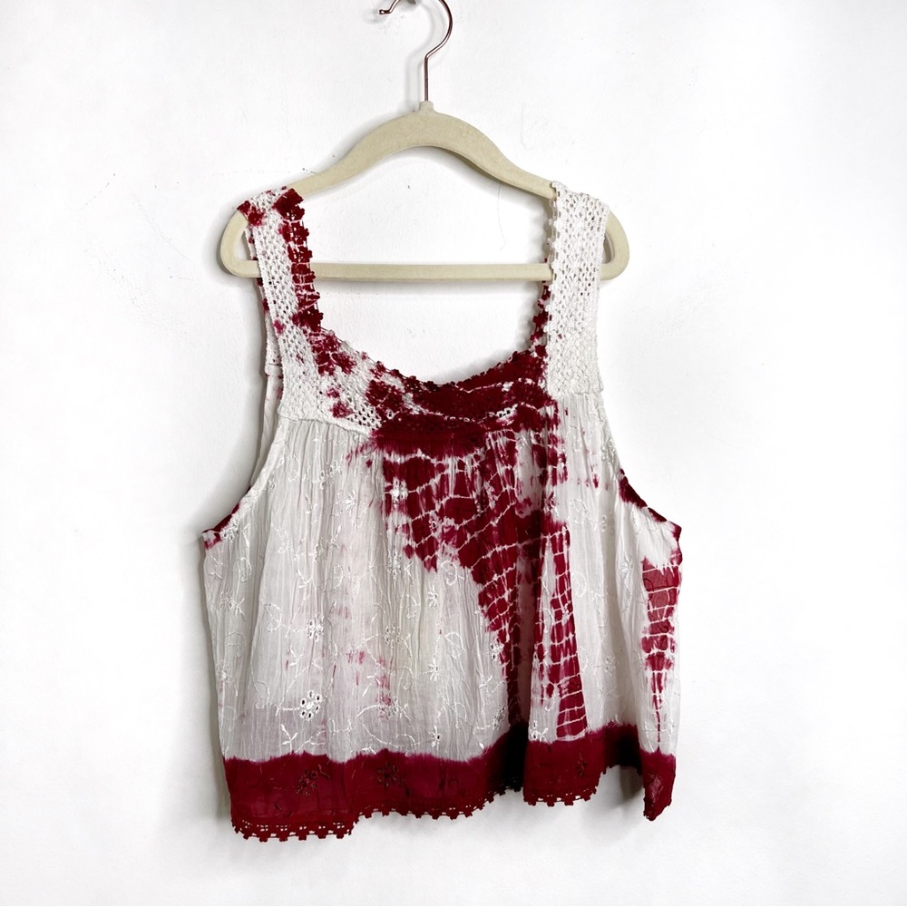 Anthro Raga Tie Dye Eyelet Cropped Tank NWT Large Dark Red White